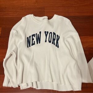 Brandy Melville cropped the waffle knit New York sweater